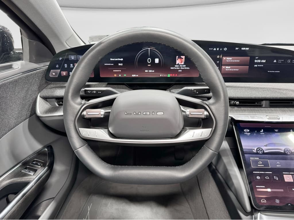 2025 Lucid Air view 8