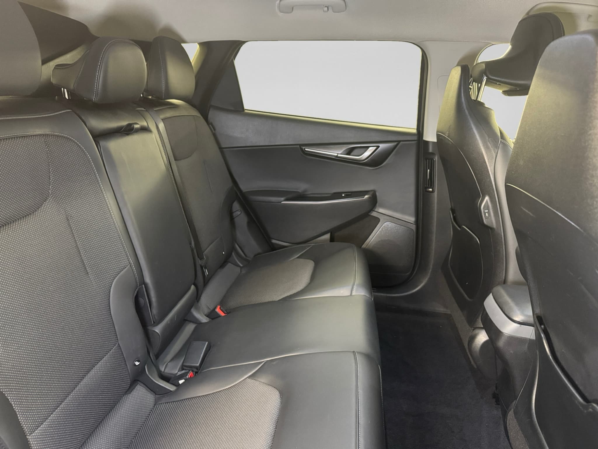 2025 Kia EV6 view 22