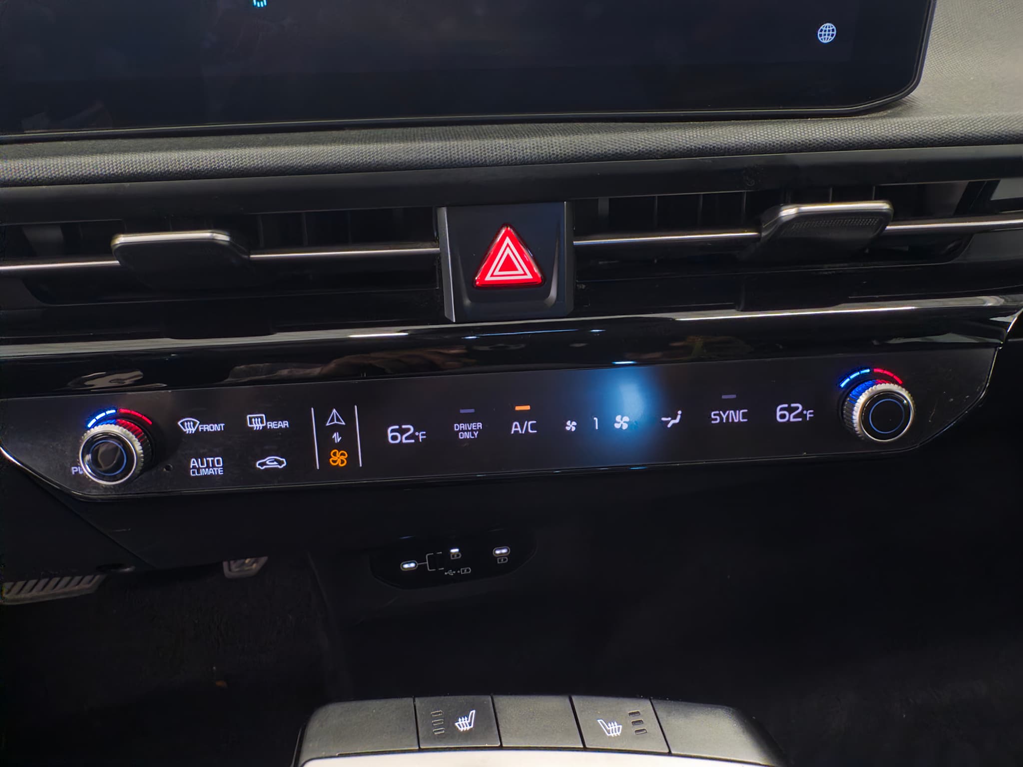 2025 Kia EV6 view 15
