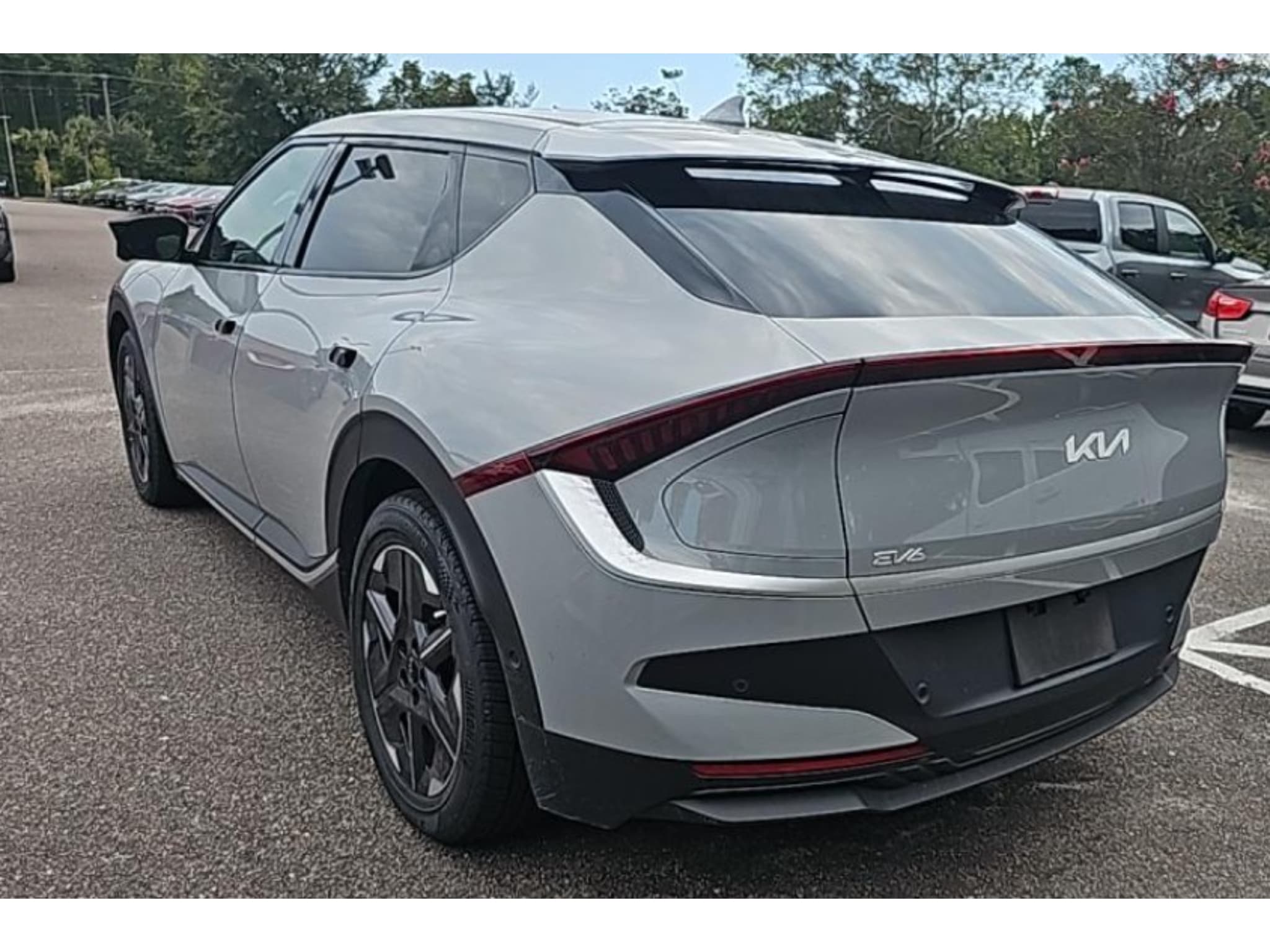2025 Kia EV6 view 3