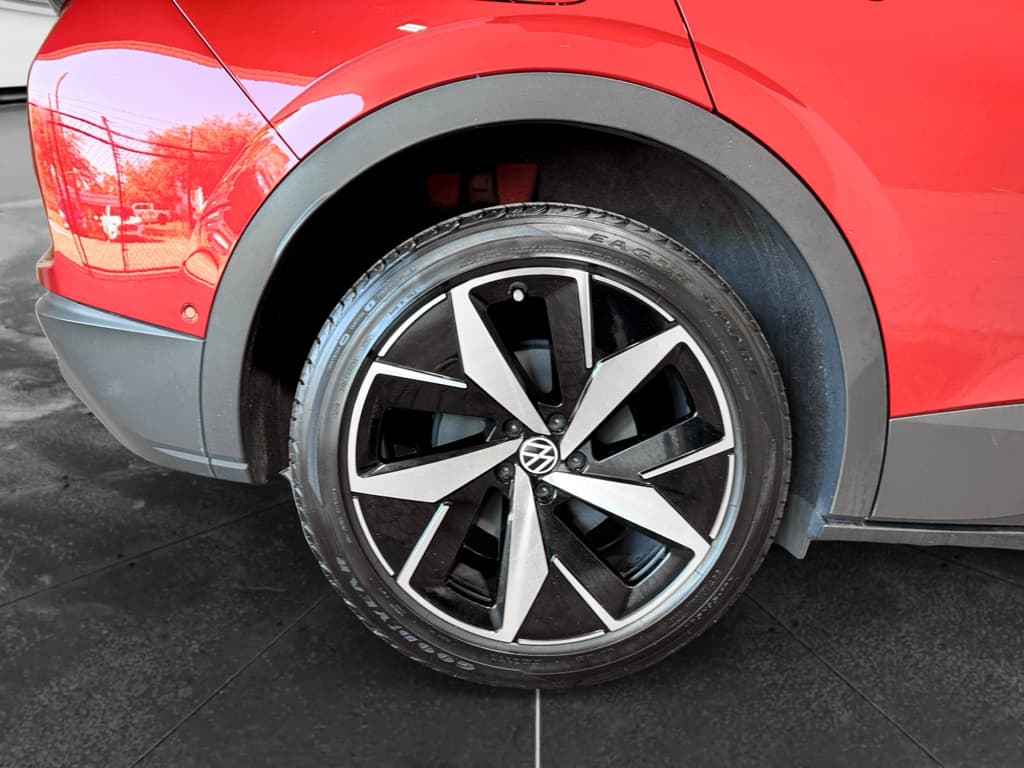 2023 Volkswagen ID.4 view 33