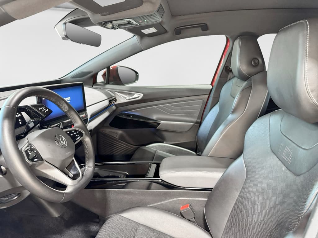 2023 Volkswagen ID.4 view 17