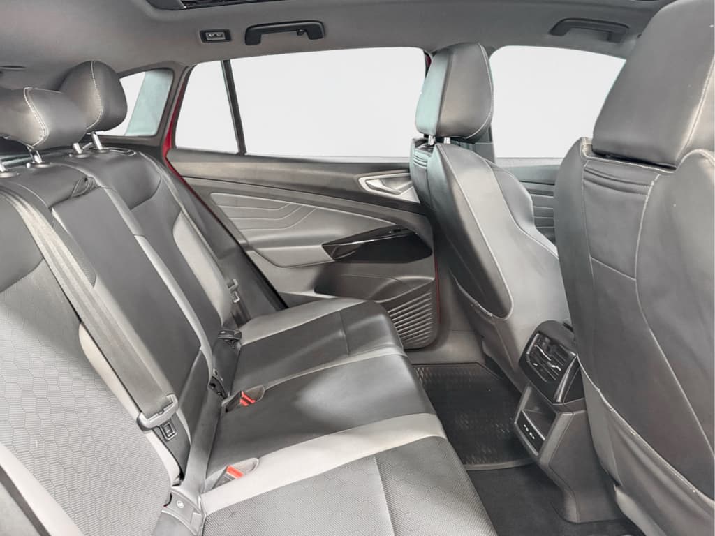 2023 Volkswagen ID.4 view 22