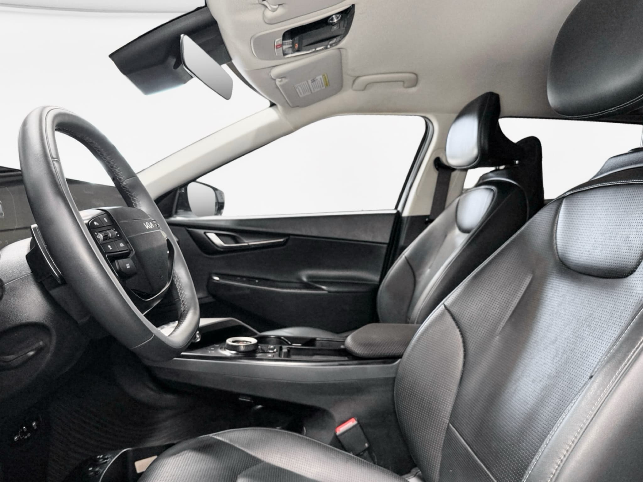 2025 Kia EV6 view 17