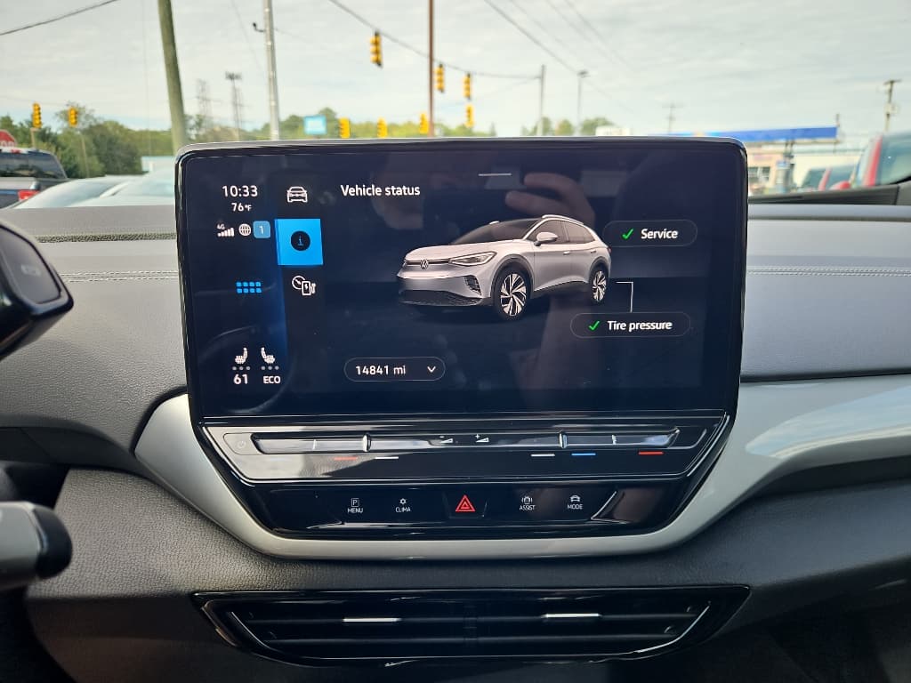 2023 Volkswagen ID.4 view 14