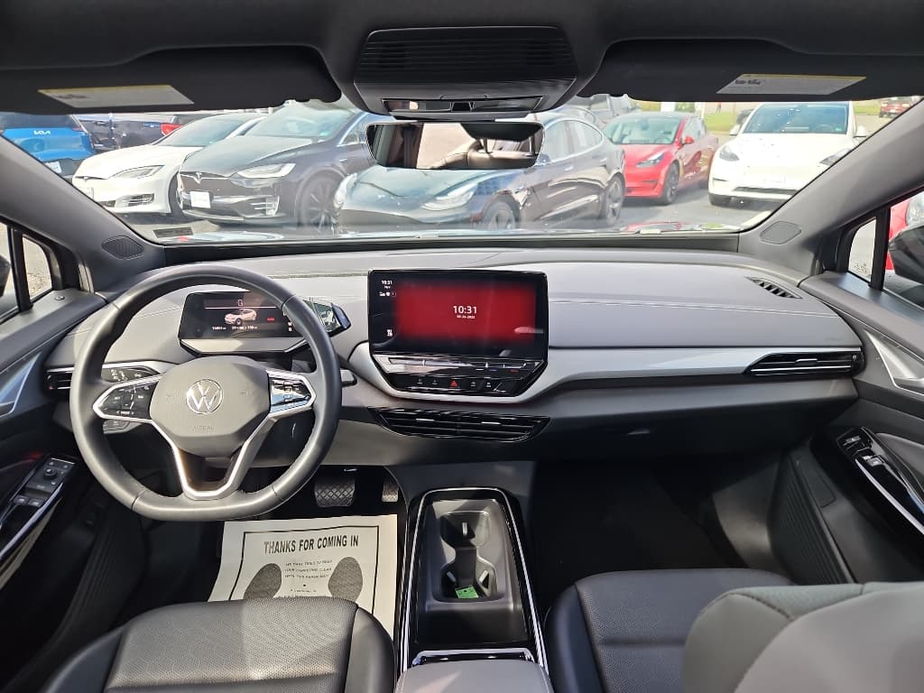 2023 Volkswagen ID.4 view 16