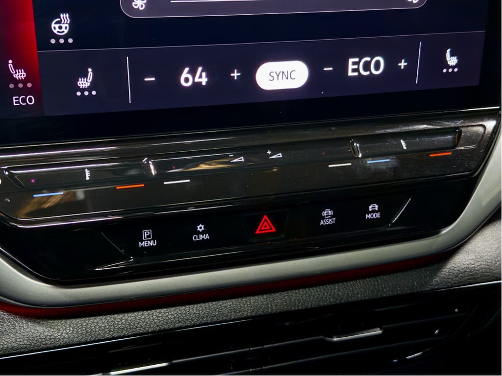 2023 Volkswagen ID.4 view 14