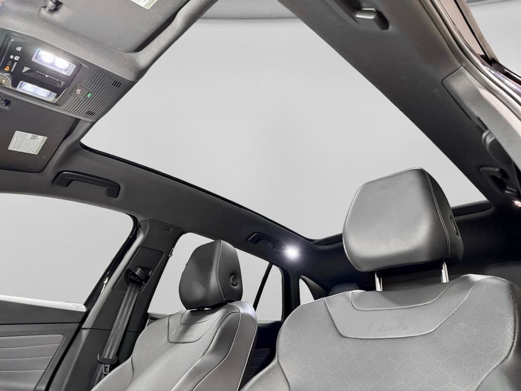 2023 Volkswagen ID.4 view 23