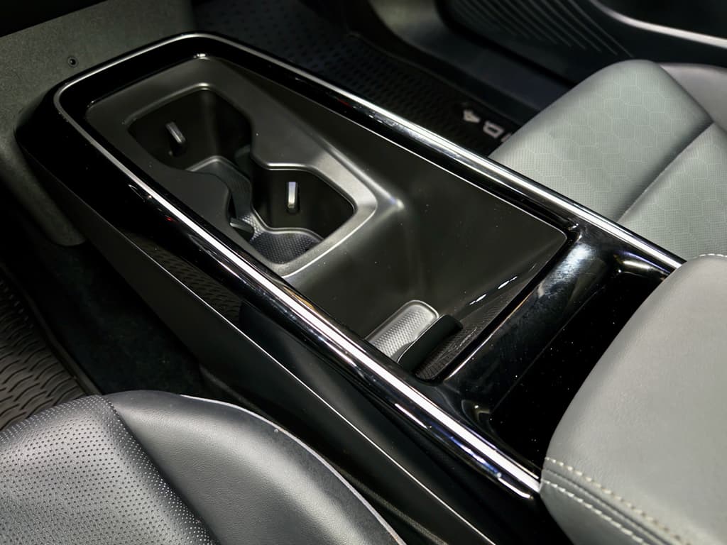 2023 Volkswagen ID.4 view 18