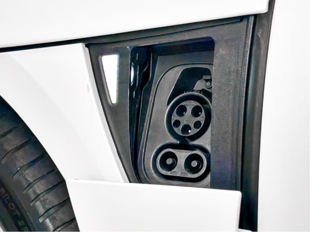 2023 Lucid Air view 5