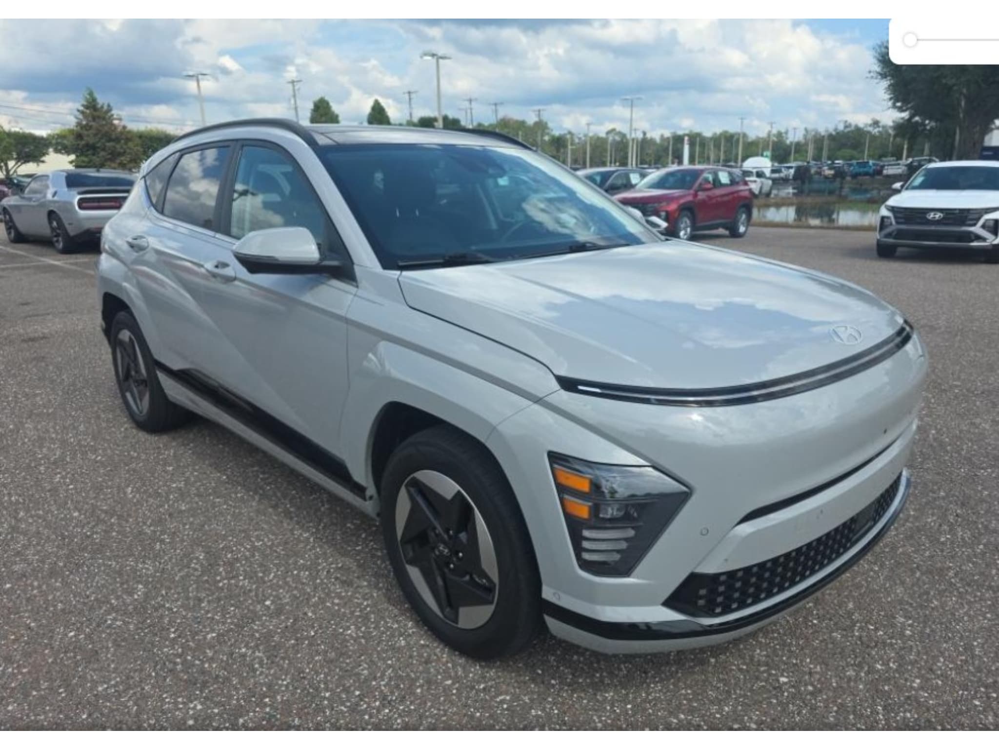 2024 Hyundai Kona view 4
