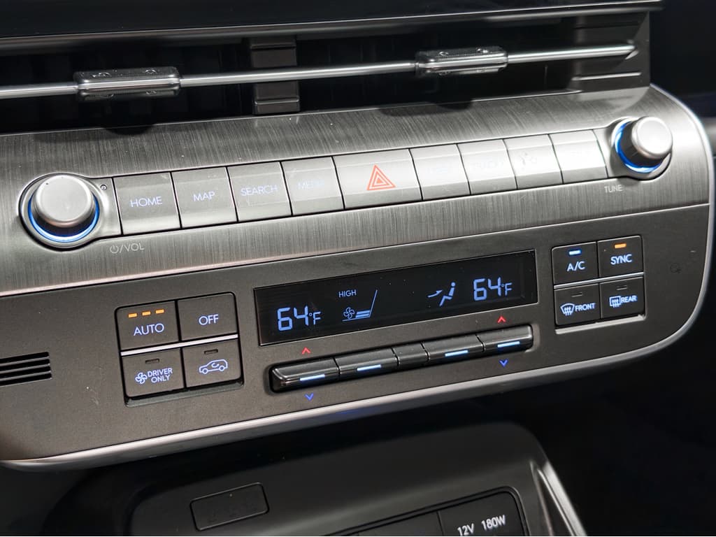 2024 Hyundai Kona view 16