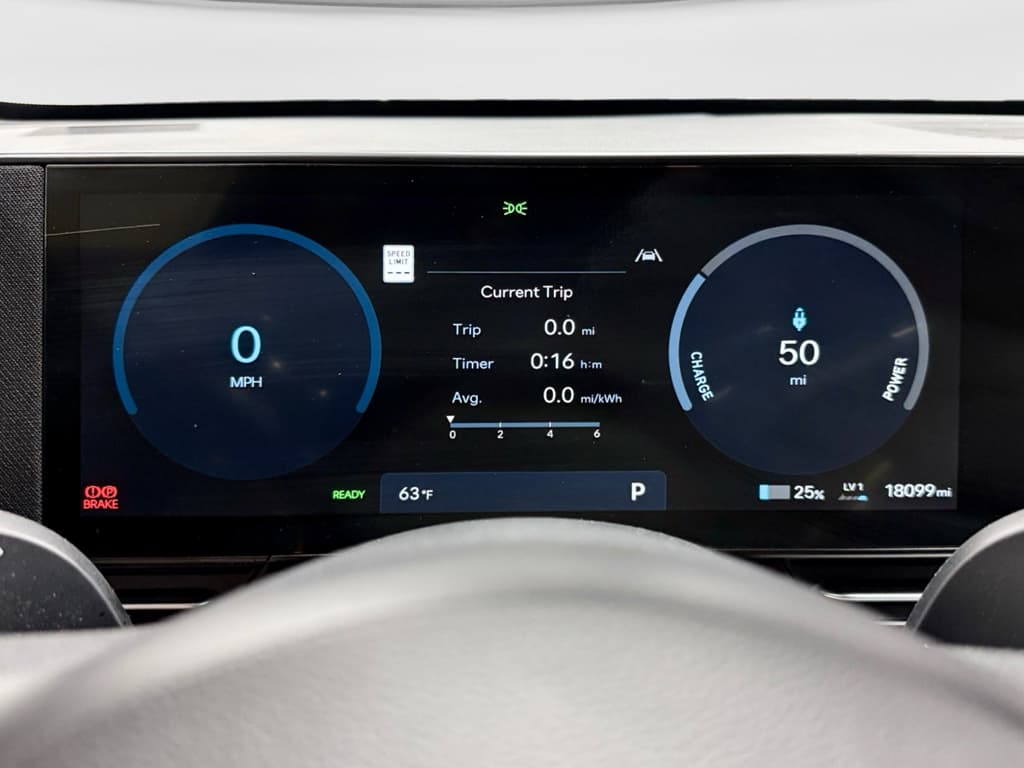 2024 Hyundai Kona view 10