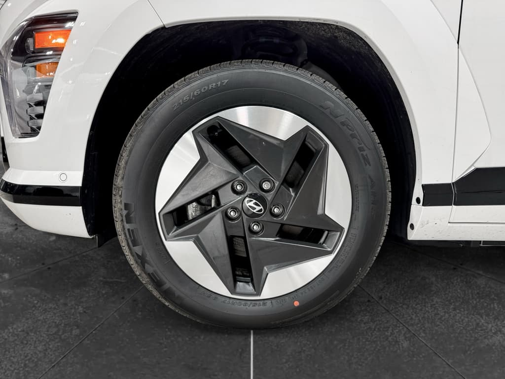 2024 Hyundai Kona view 32