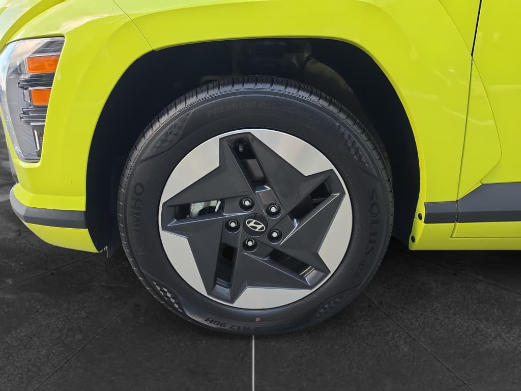 2024 Hyundai Kona view 13