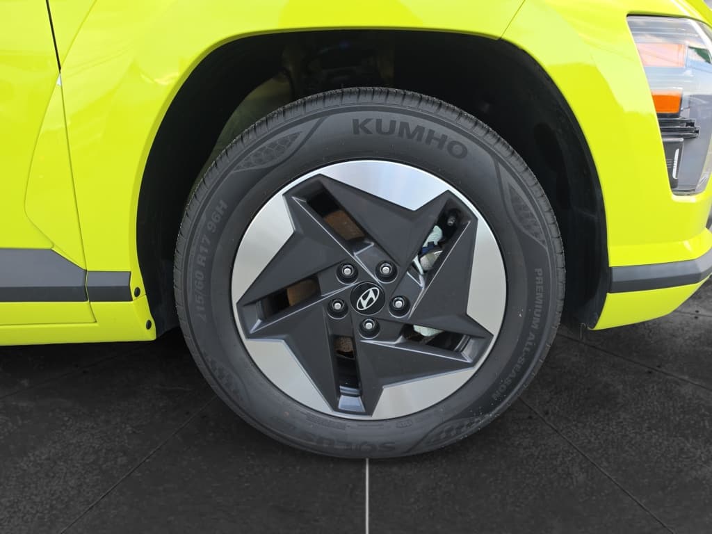 2024 Hyundai Kona view 14