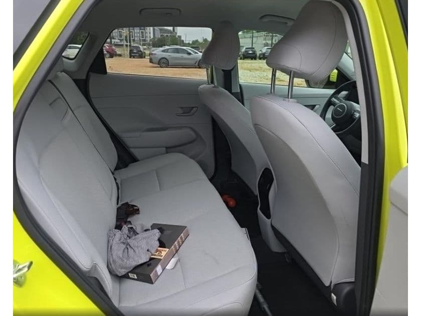2024 Hyundai Kona view 6