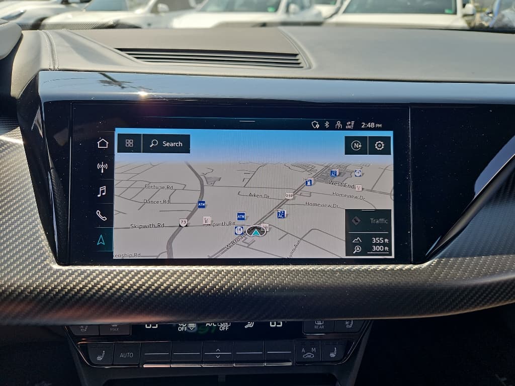 2022 Audi e-tron GT view 12