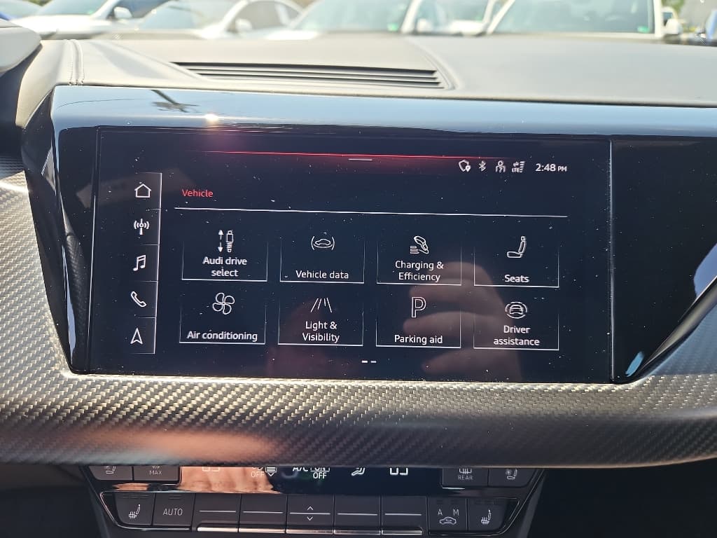 2022 Audi e-tron GT view 10