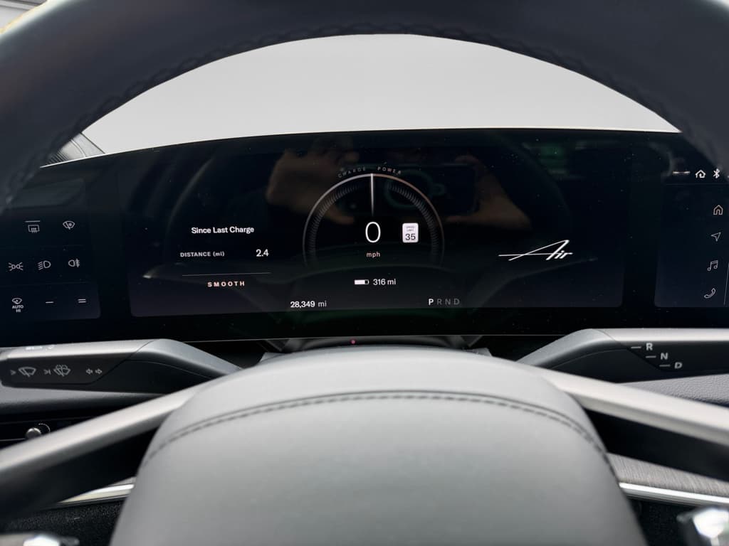 2023 Lucid Air view 10