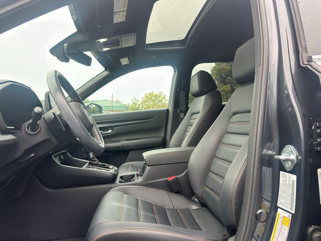 2024 Honda CR-V Hybrid view 5