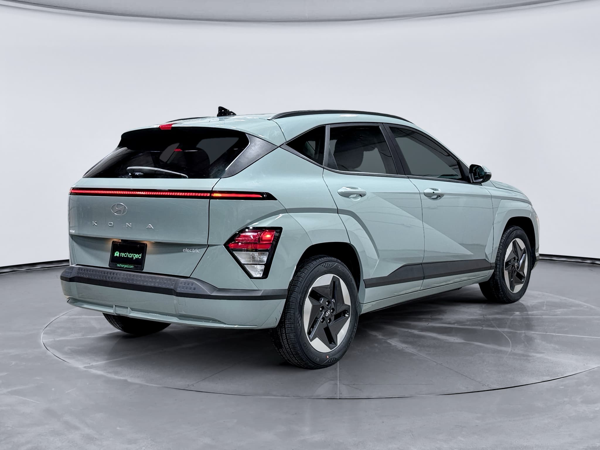 2024 Hyundai Kona view 3