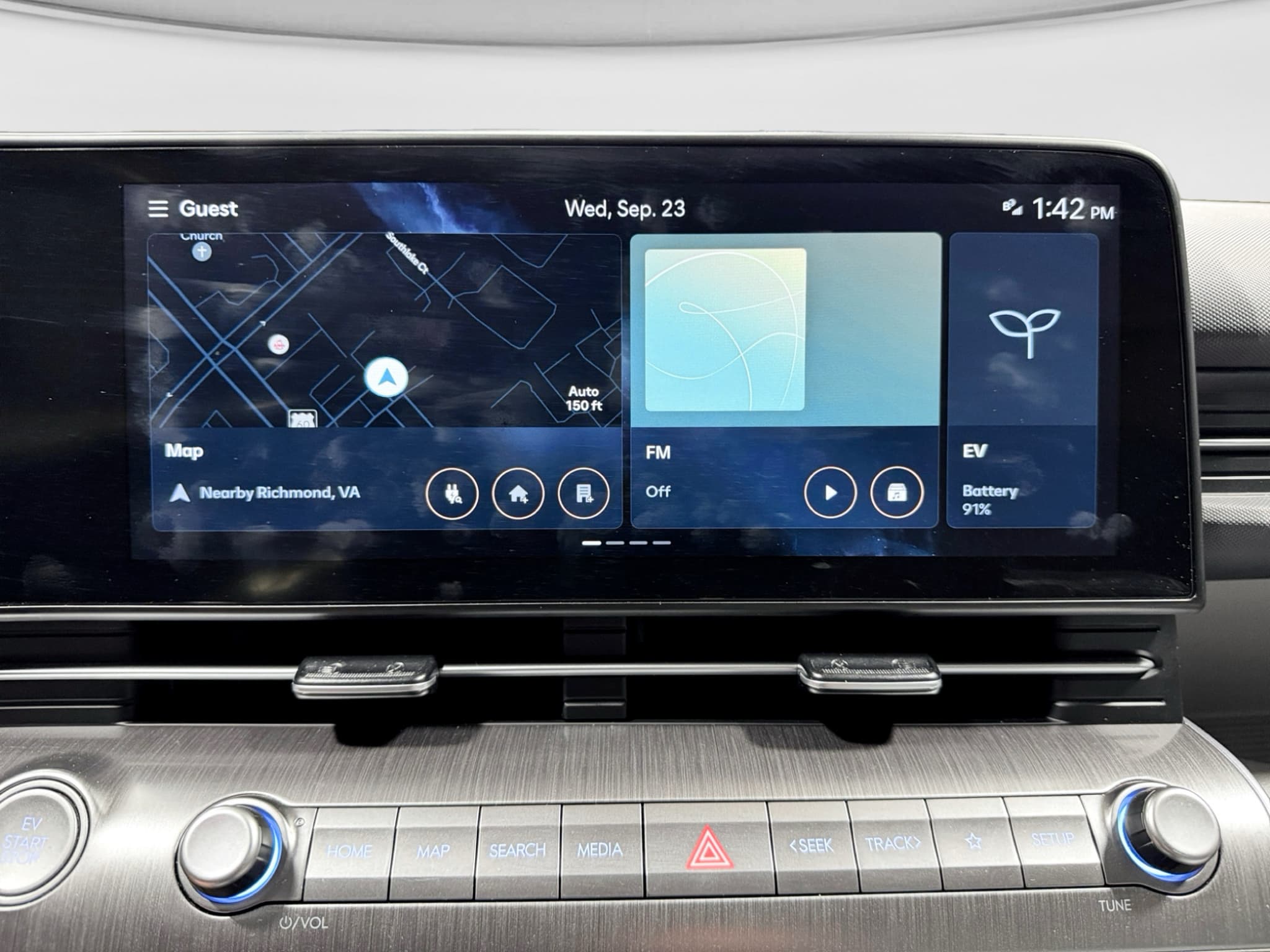 2024 Hyundai Kona view 11
