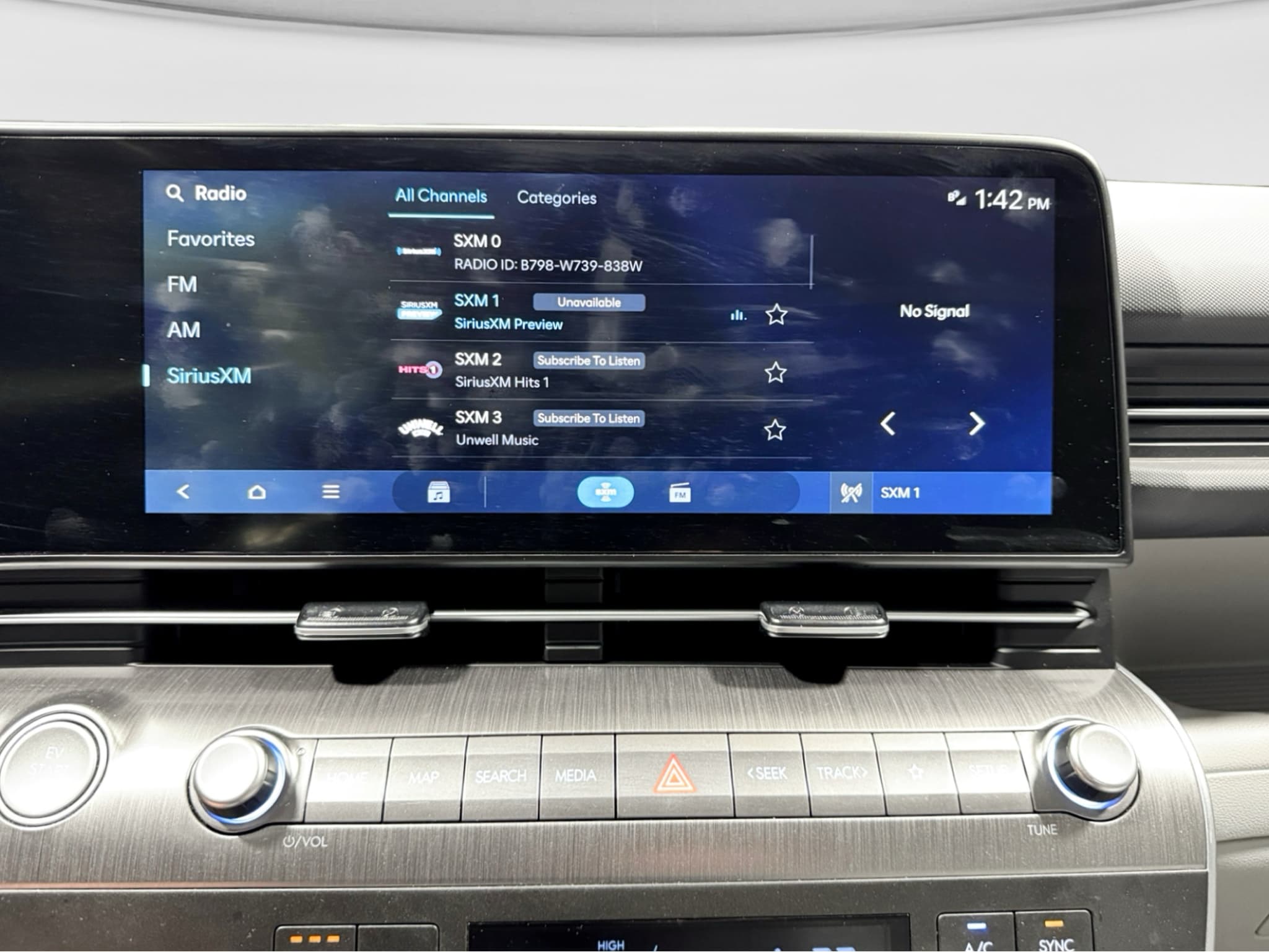 2024 Hyundai Kona view 14