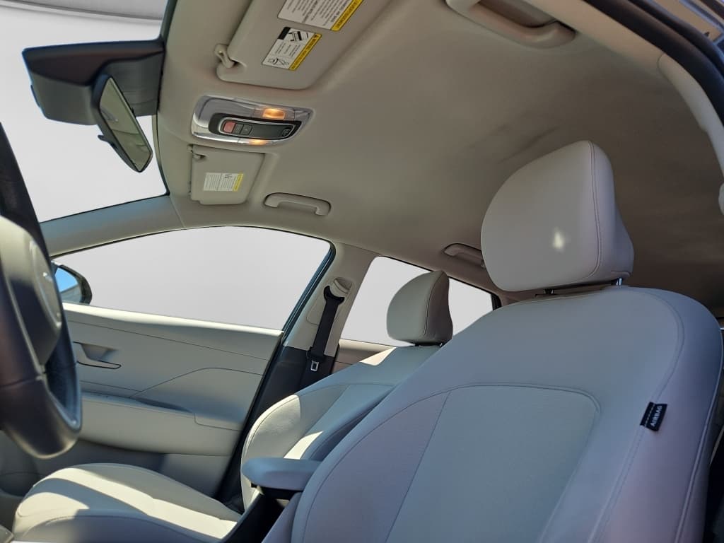 2024 Hyundai Kona view 21