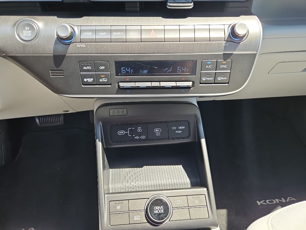 2024 Hyundai Kona view 18