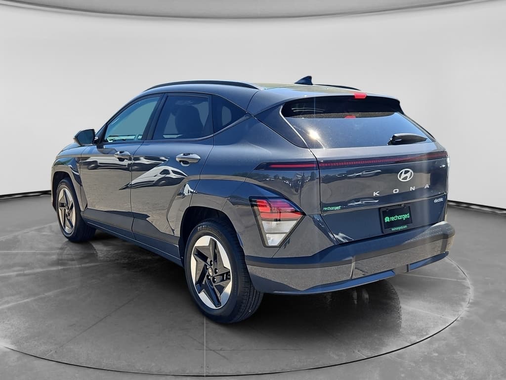 2024 Hyundai Kona view 2