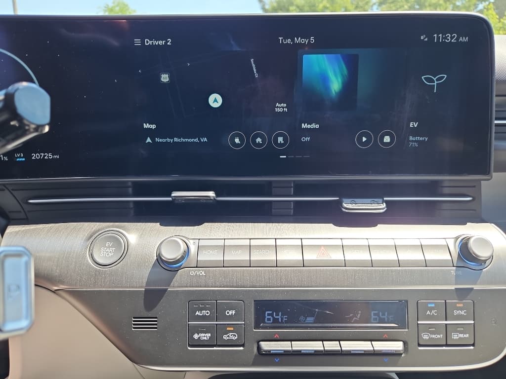 2024 Hyundai Kona view 9