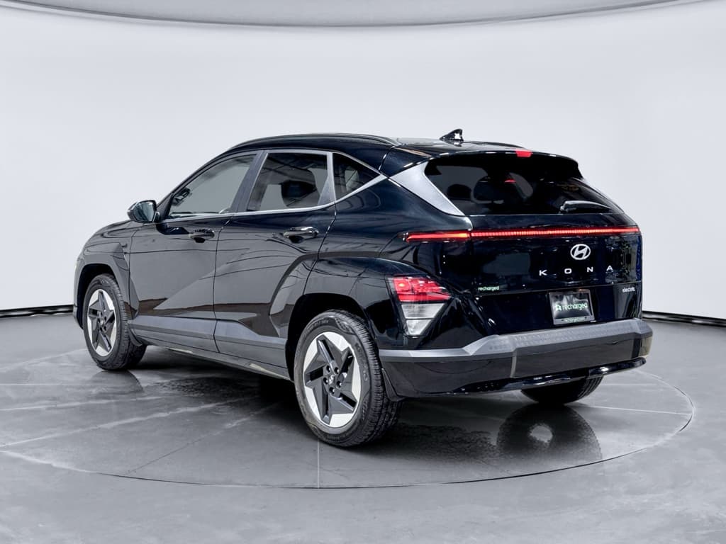 2024 Hyundai Kona view 2