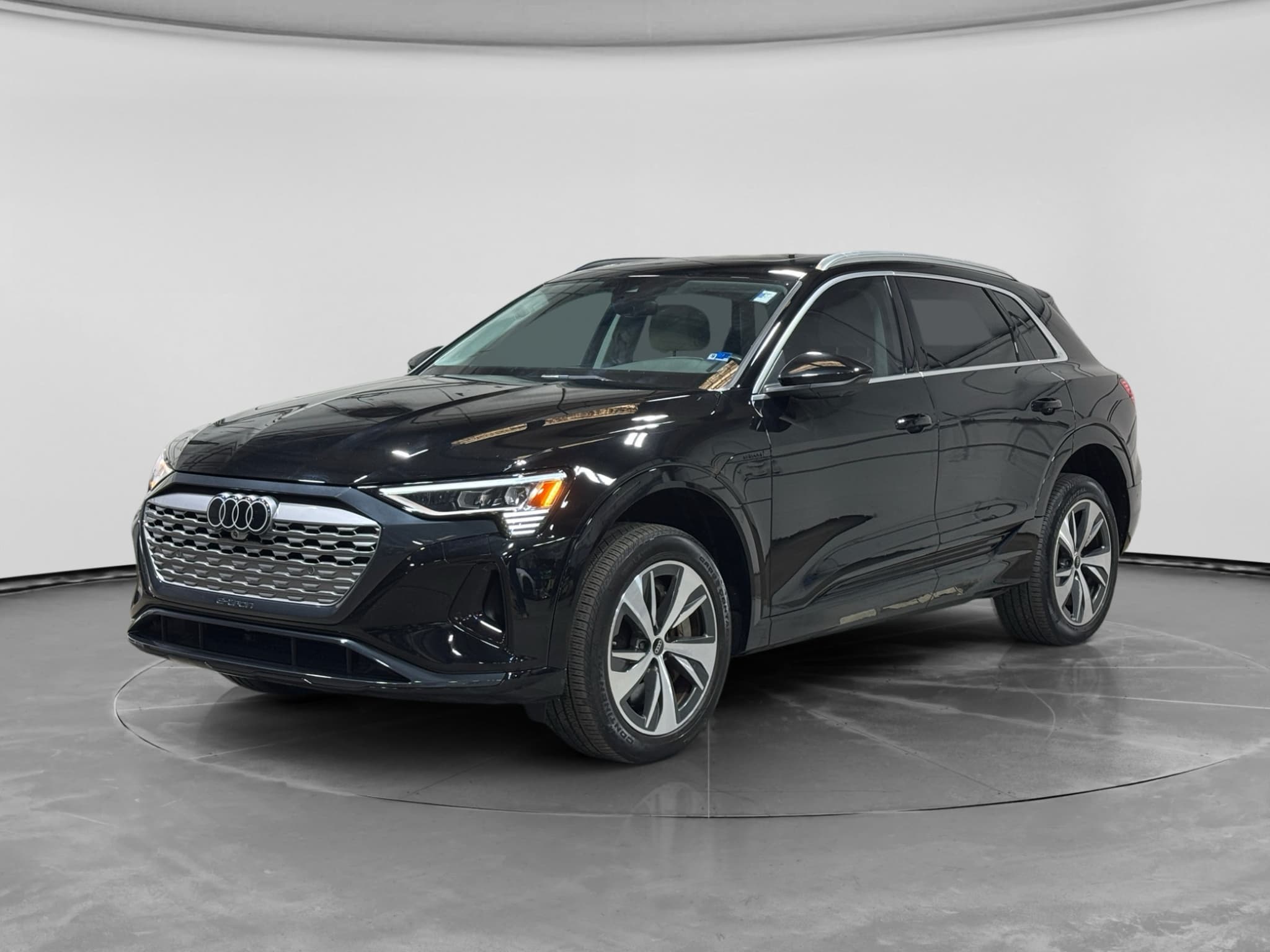2024 Audi Q8 e-tron