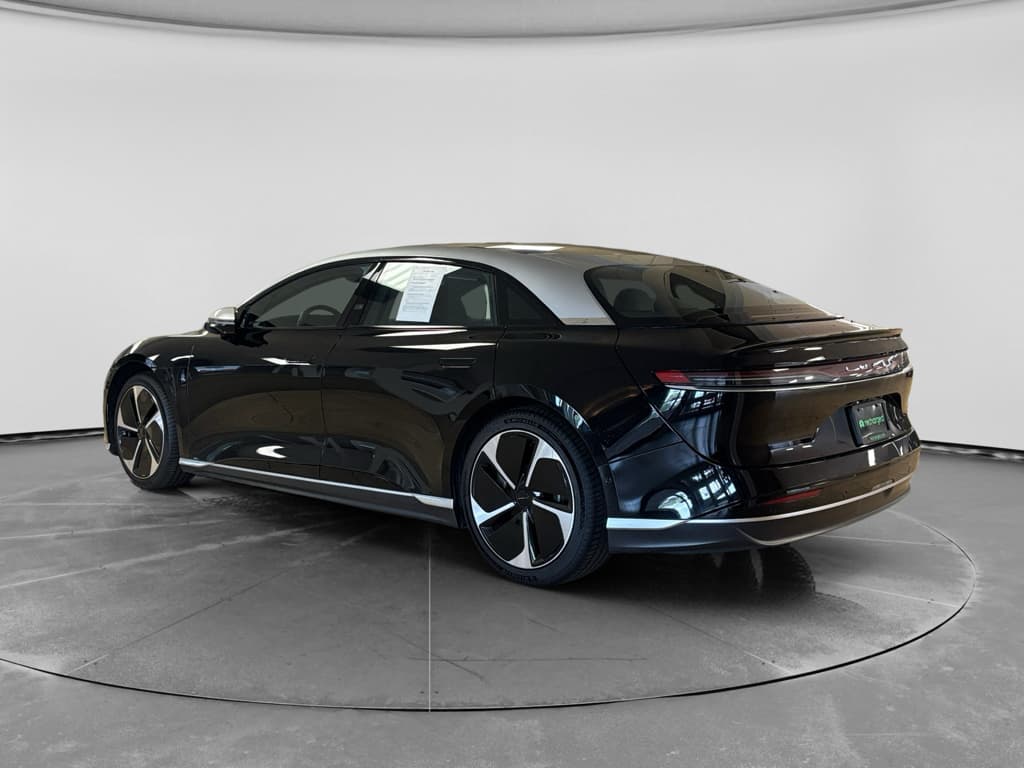 2022 Lucid Air view 2