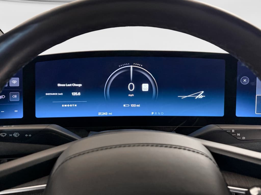 2022 Lucid Air view 9