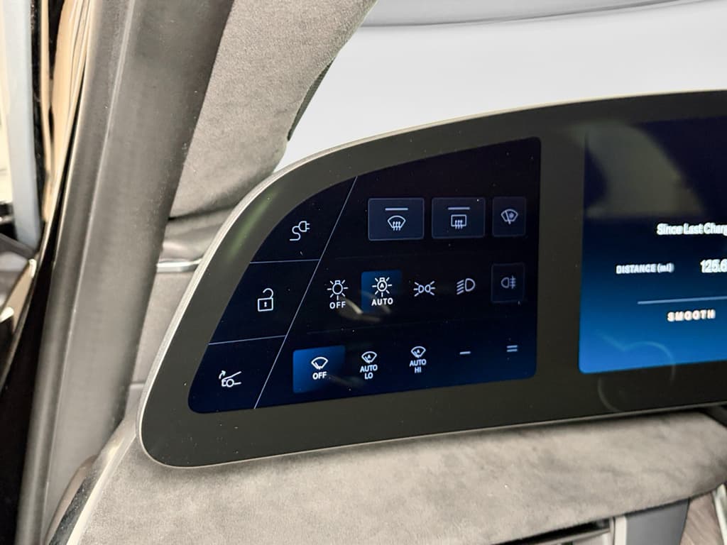 2022 Lucid Air view 12