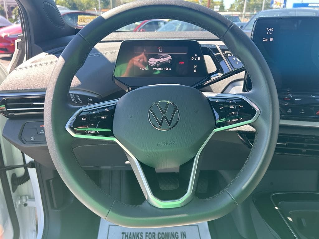 2024 Volkswagen ID.4 view 7