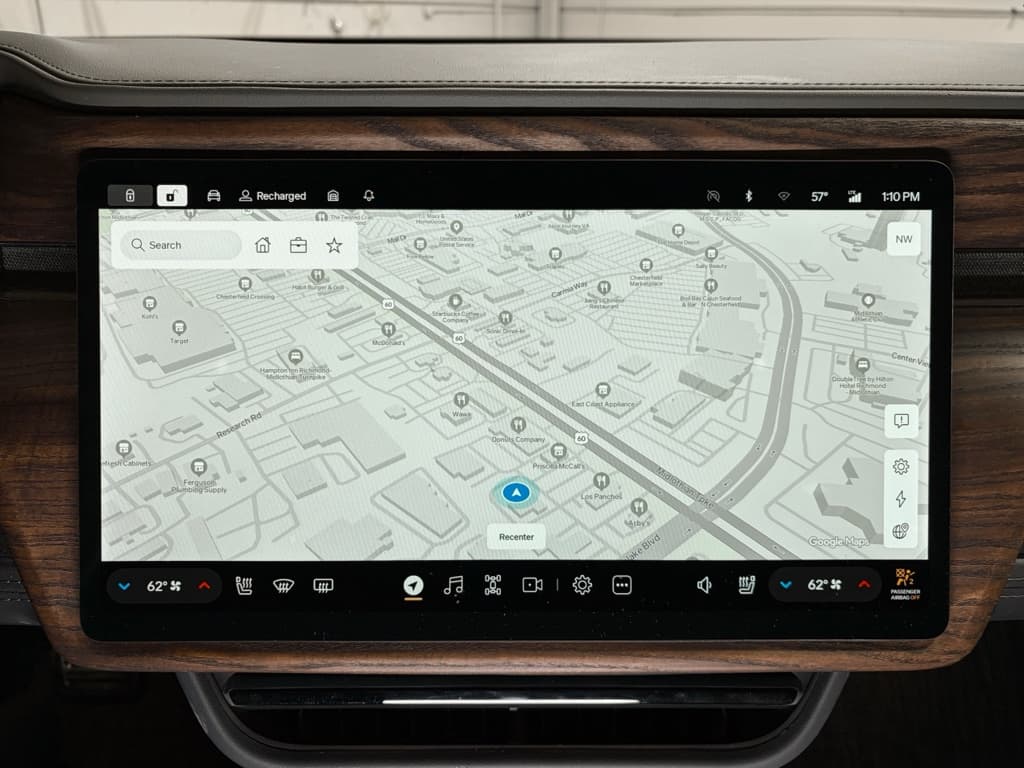 2022 Rivian R1T view 13