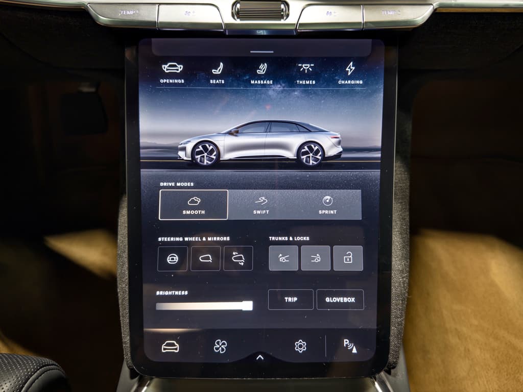 2022 Lucid Air view 15
