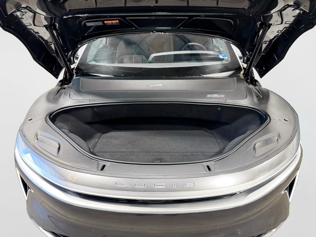 2022 Lucid Air view 27
