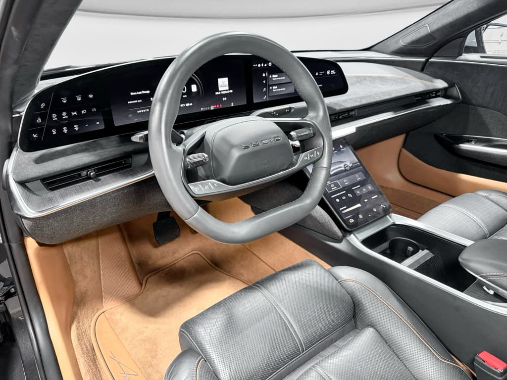 2022 Lucid Air view 20