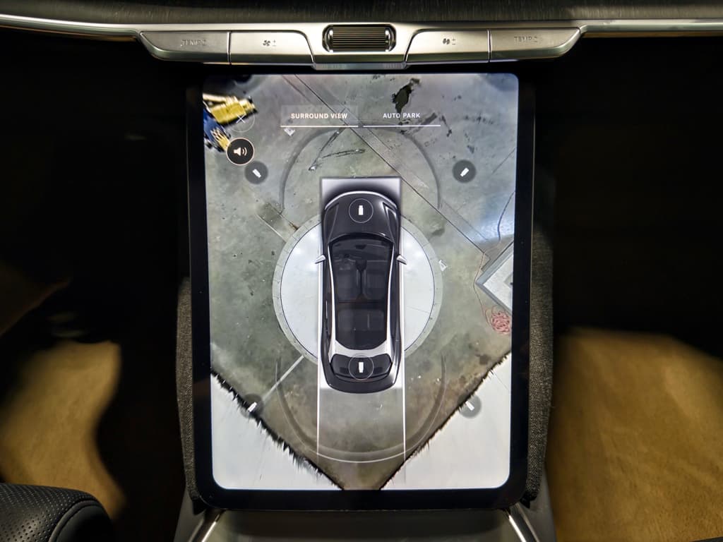 2022 Lucid Air view 17