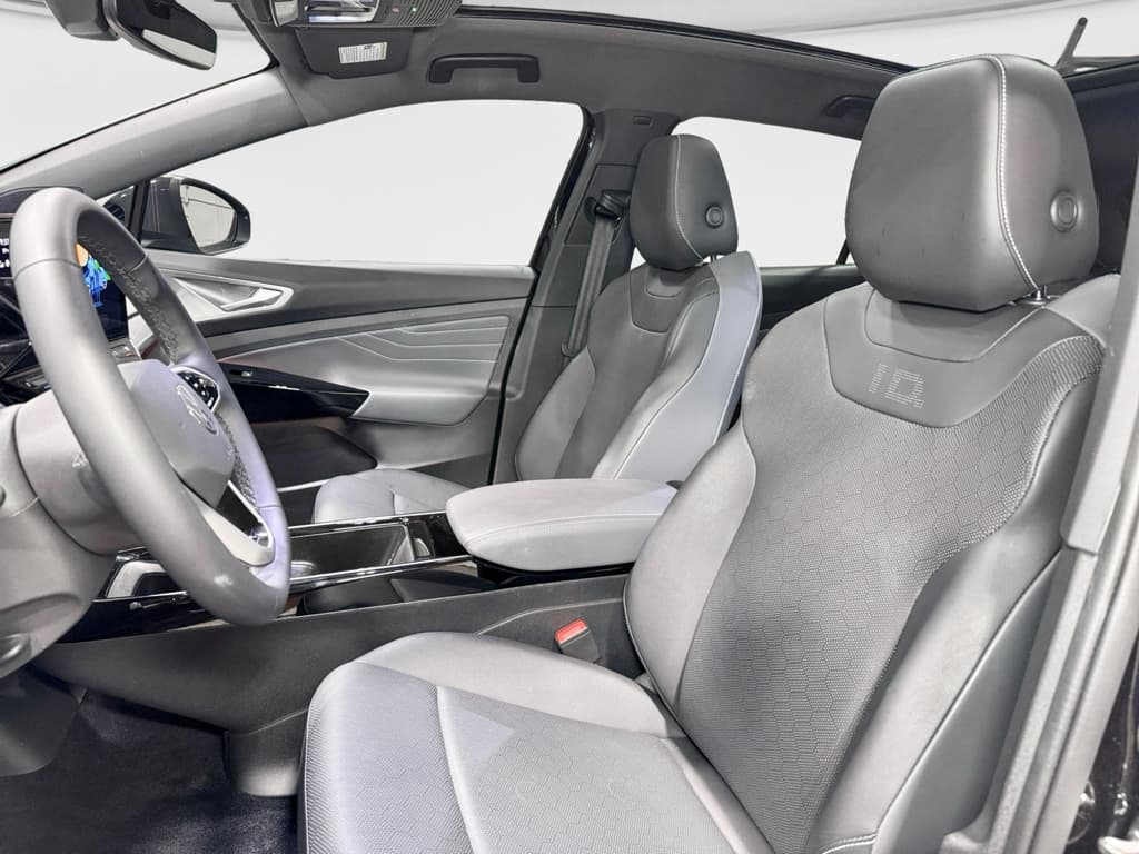 2023 Volkswagen ID.4 view 16