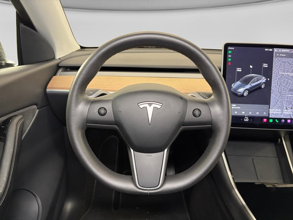 2020 Tesla Model Y view 8