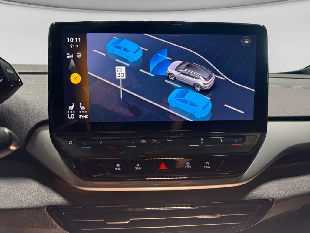 2023 Volkswagen ID.4 view 12
