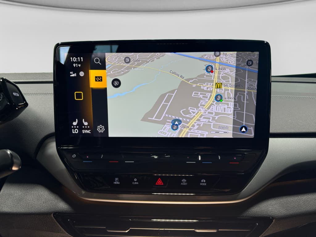 2023 Volkswagen ID.4 view 11