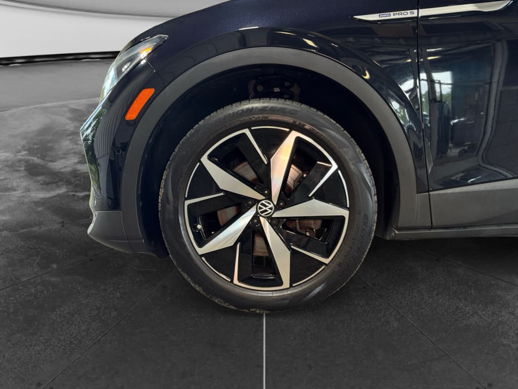 2023 Volkswagen ID.4 view 27