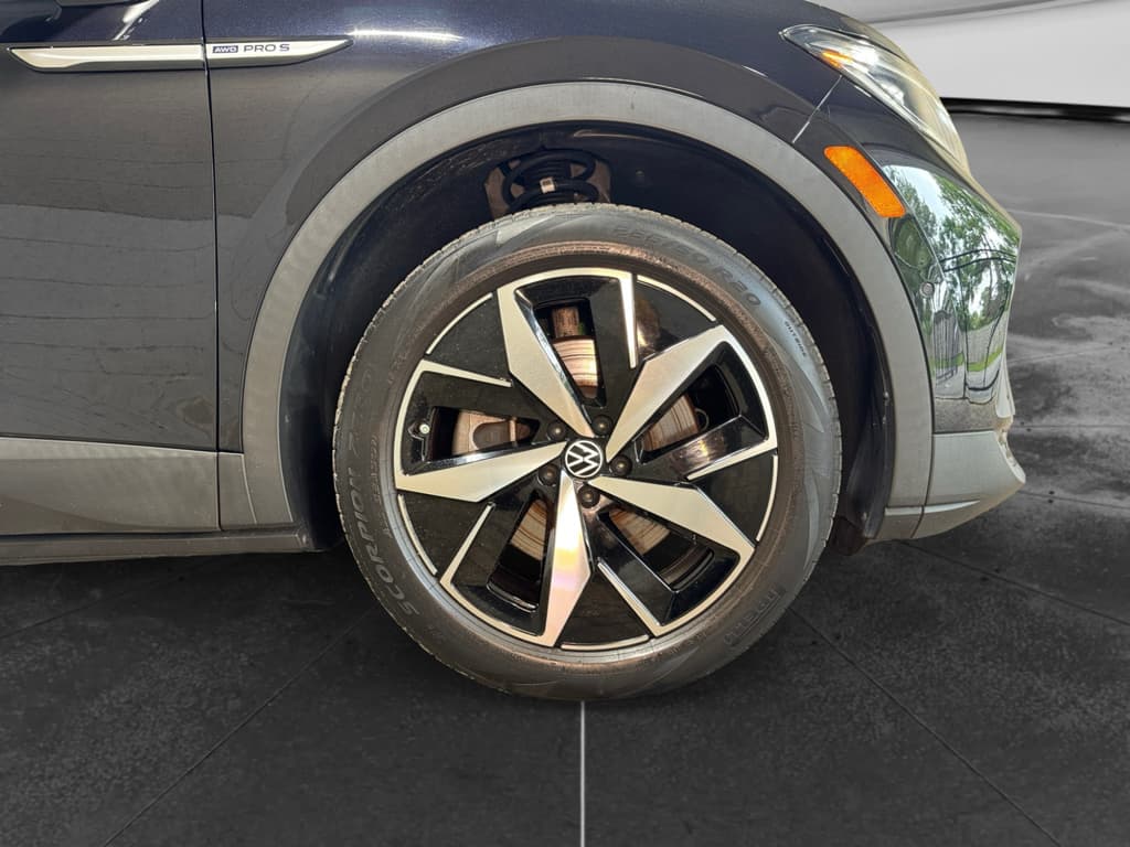 2023 Volkswagen ID.4 view 29
