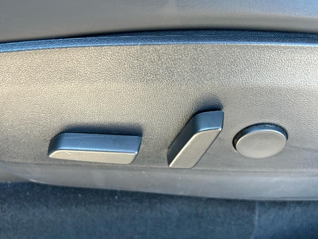 2020 Tesla Model Y view 7